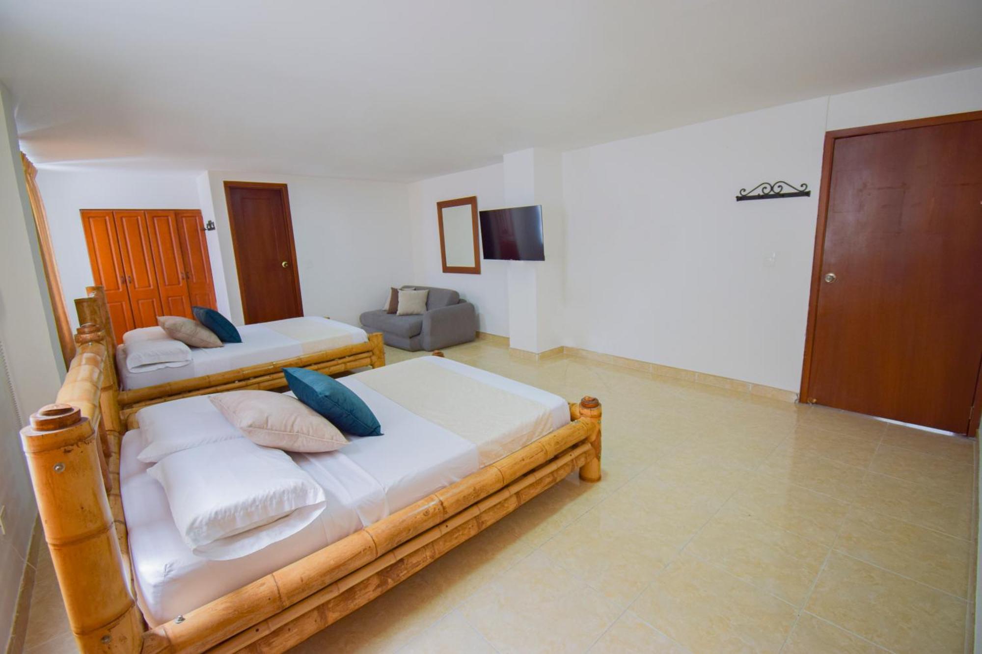 Hotel Toledo Plaza Armenia  Exterior foto